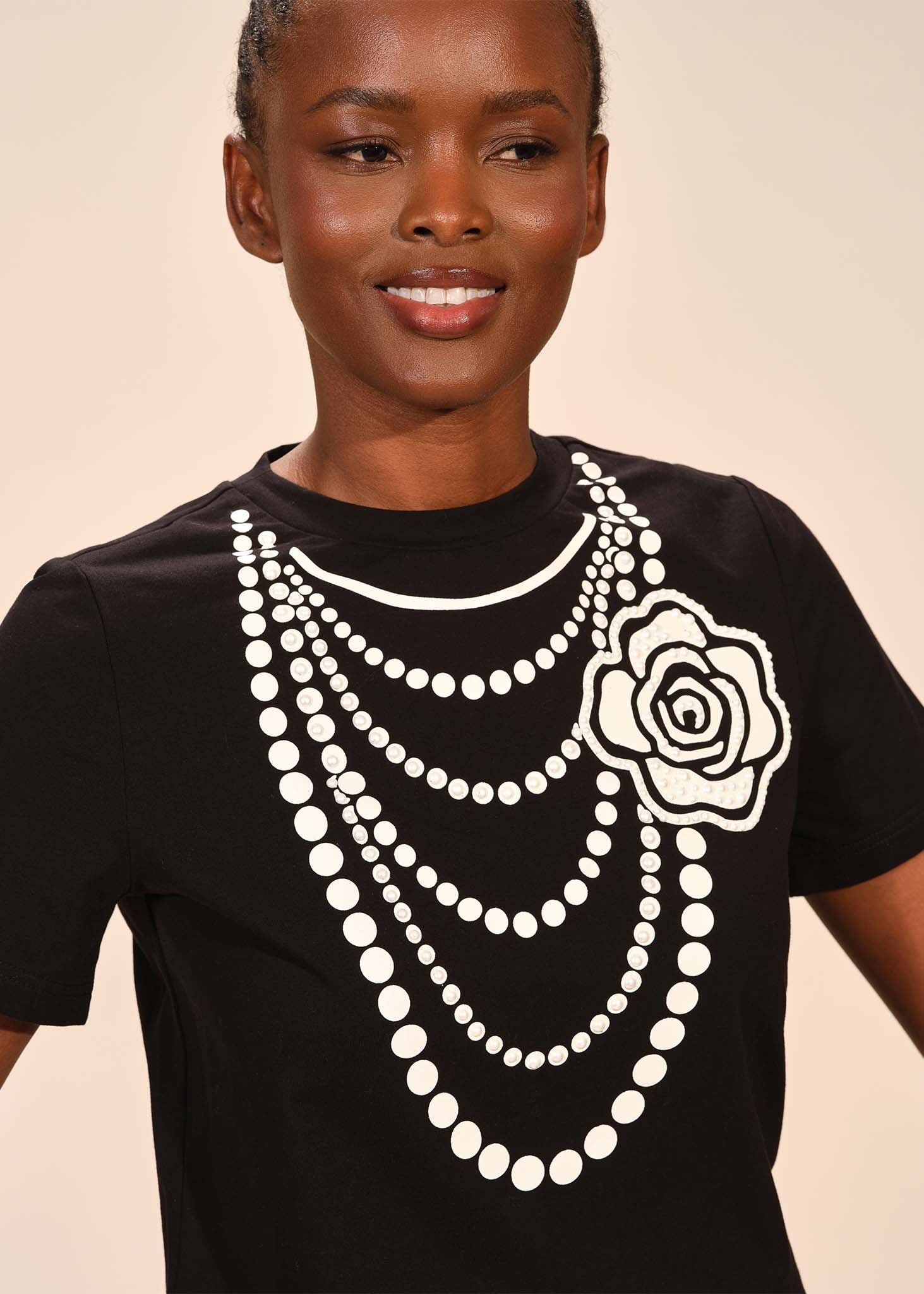 Trompe L'Oeil Print Necklace Tshirt