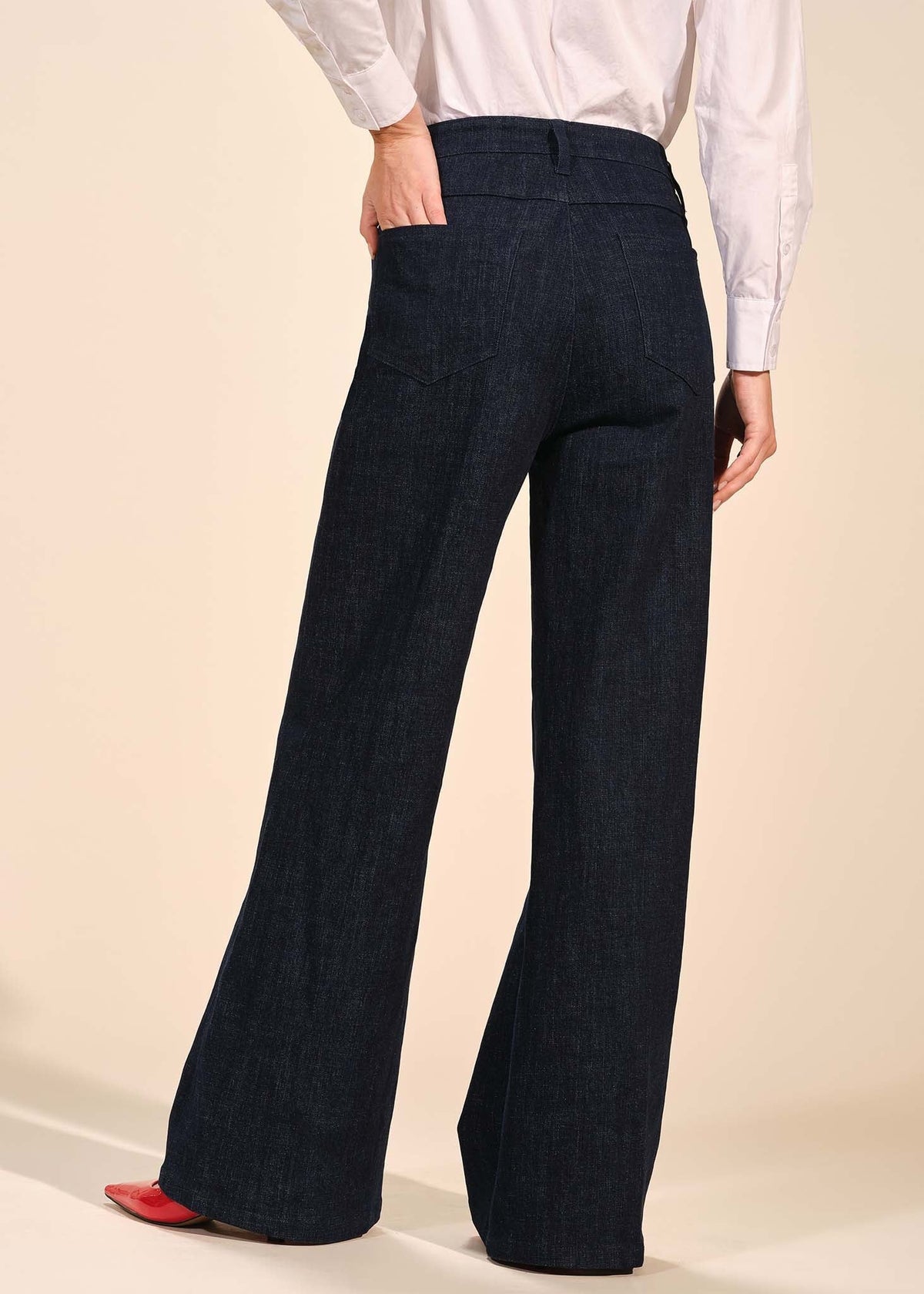 Straight Leg Jean