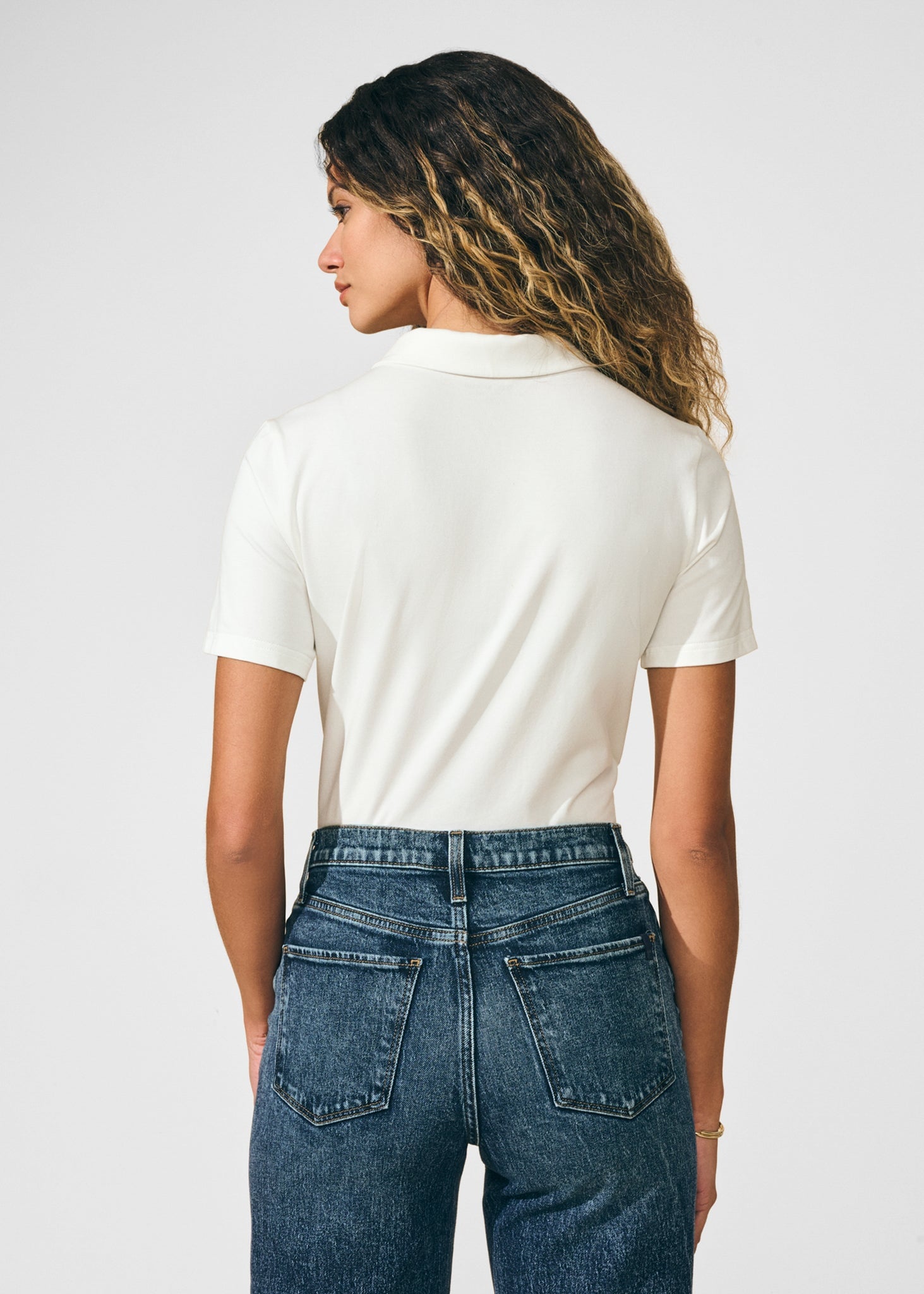 売れ筋商品|||イザックミズラヒ カットソー トップス レディース Women's Ruffle Detail Peter Pan Tee Black white Ruffle Detail Peter Pan Tee | Isaac Mizrahi